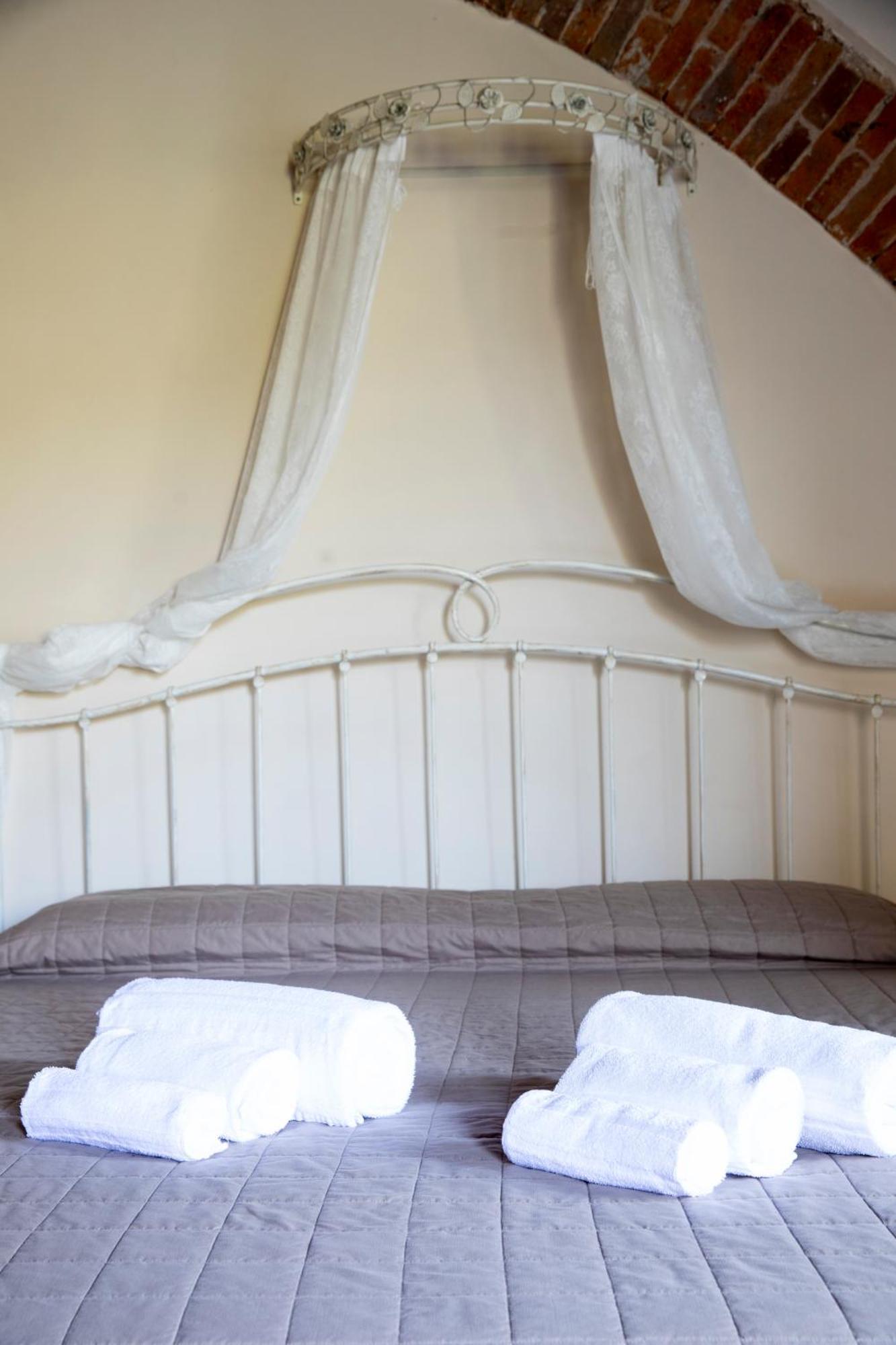 Corte Dei Soavi Suites - Apartments Soave  Exteriör bild