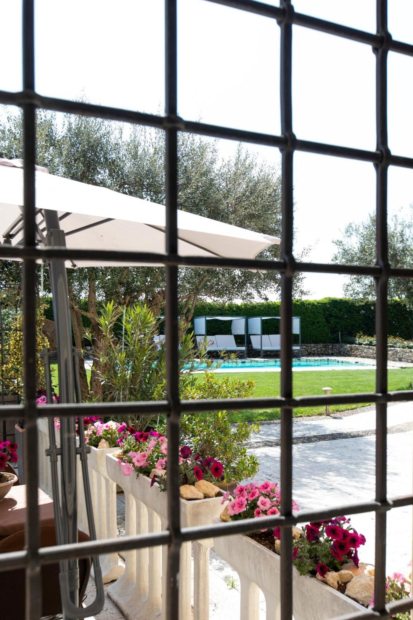 Corte Dei Soavi Suites - Apartments Soave  Exteriör bild