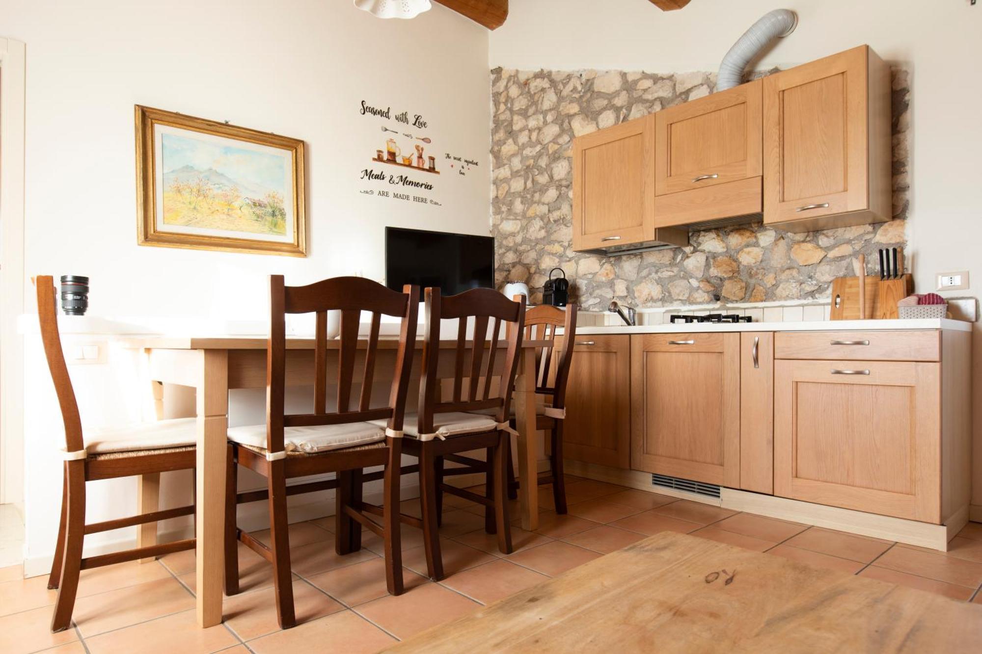 Corte Dei Soavi Suites - Apartments Soave  Exteriör bild
