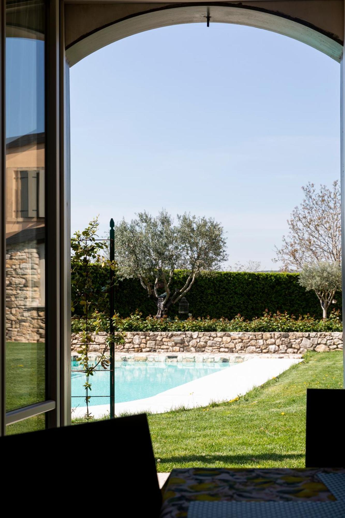 Corte Dei Soavi Suites - Apartments Soave  Exteriör bild