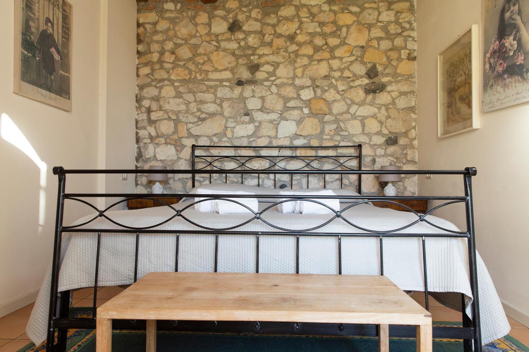 Corte Dei Soavi Suites - Apartments Soave  Exteriör bild