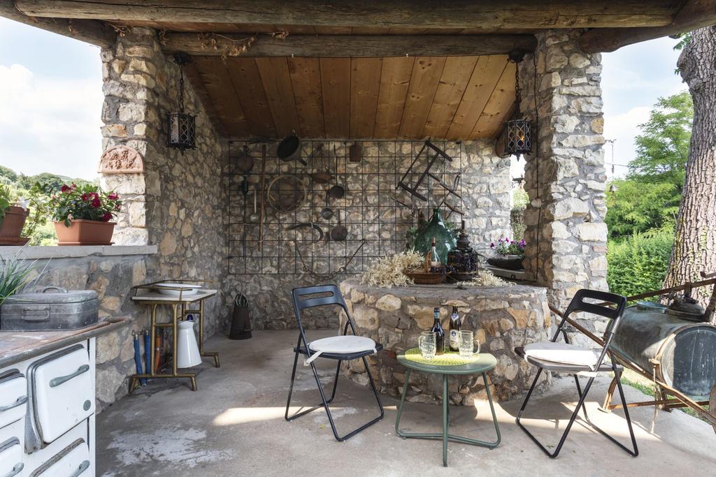 Corte Dei Soavi Suites - Apartments Soave  Exteriör bild