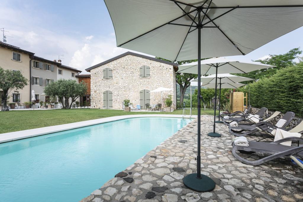 Corte Dei Soavi Suites - Apartments Soave  Exteriör bild